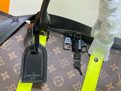 Elite Carryalls