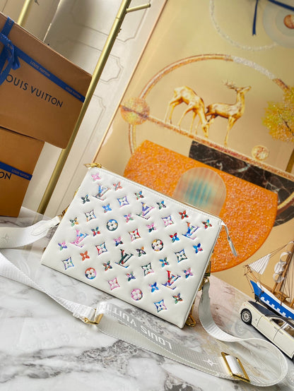 Elite Carryalls
