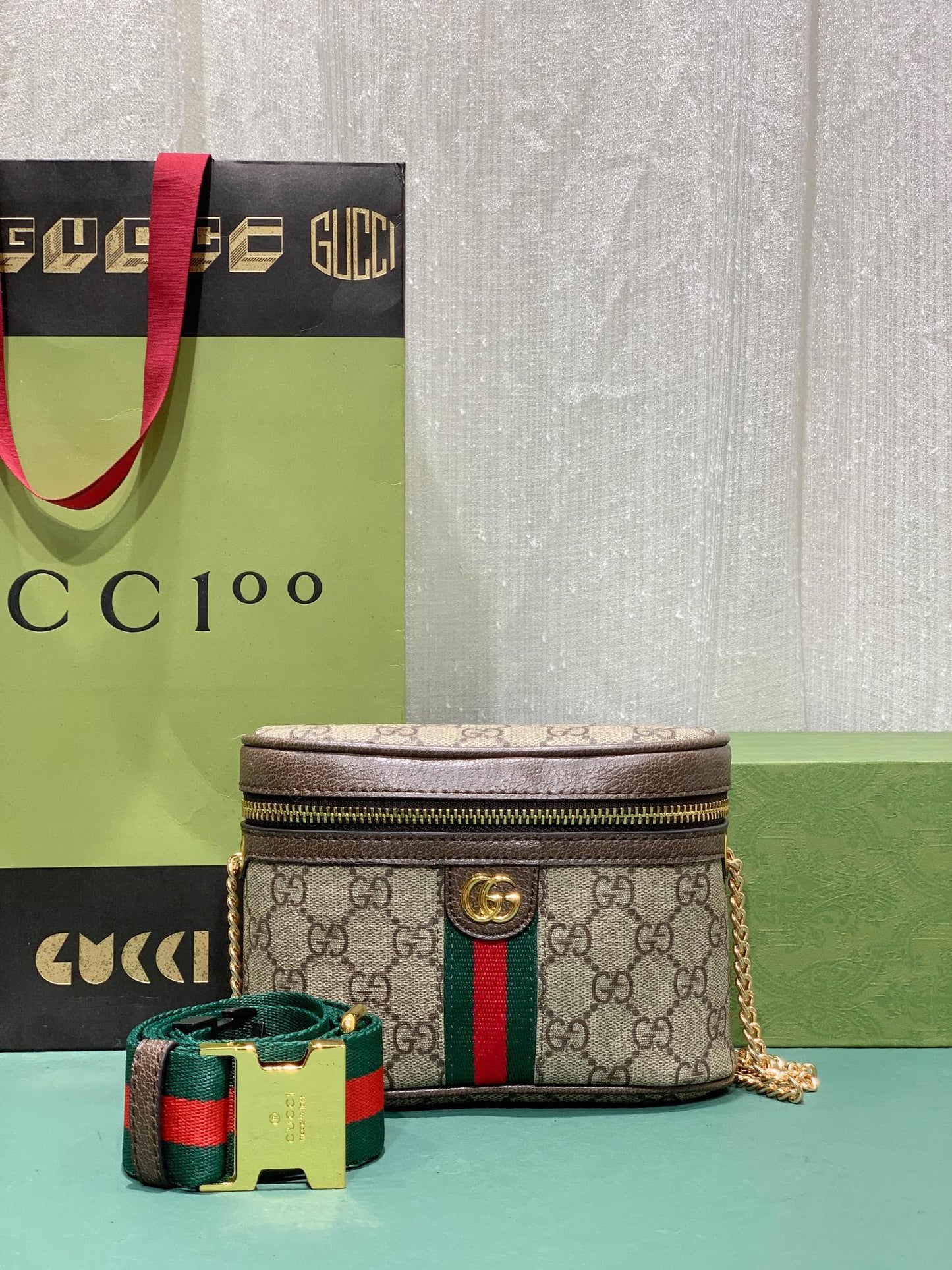 Elite Carryalls