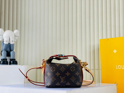 Elite Carryalls