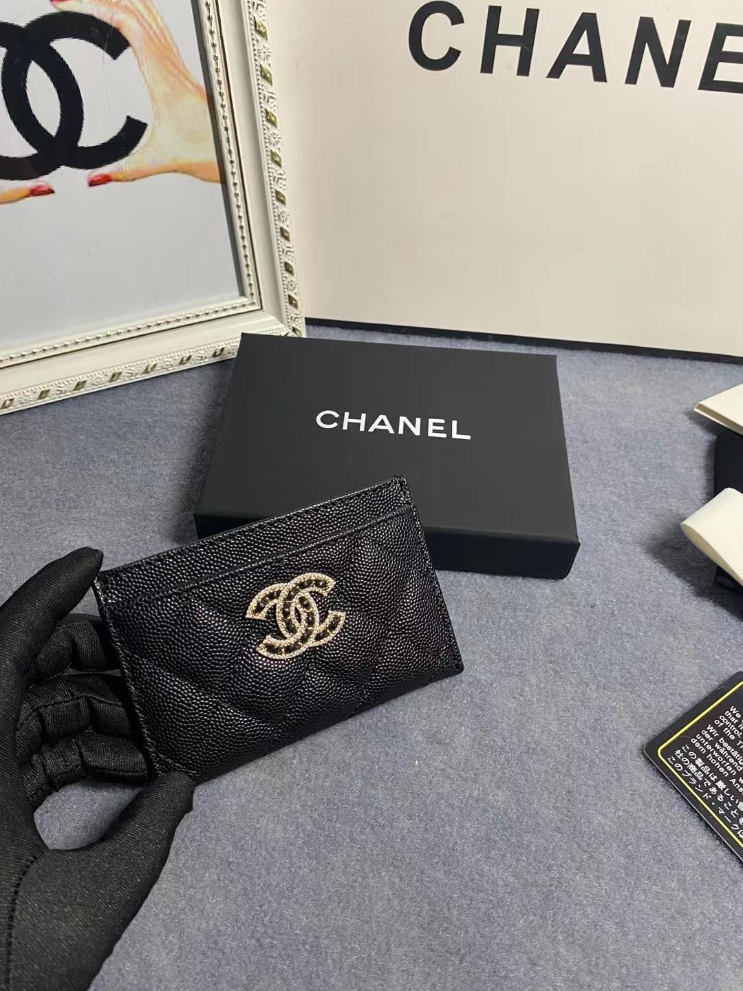 Elite Carryalls