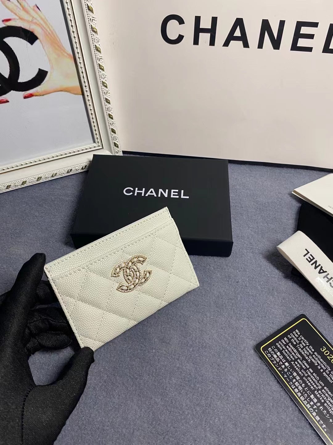 Elite Carryalls