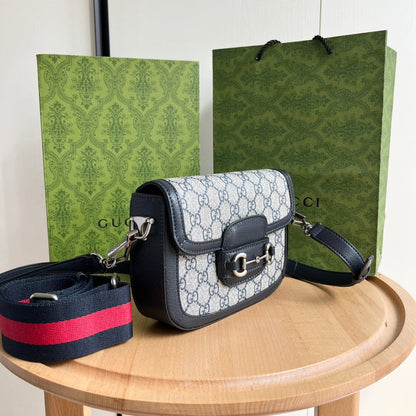 Elite Carryalls