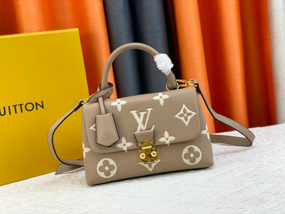 Elite Carryalls