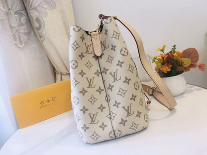 Elite Carryalls