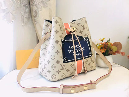 Elite Carryalls