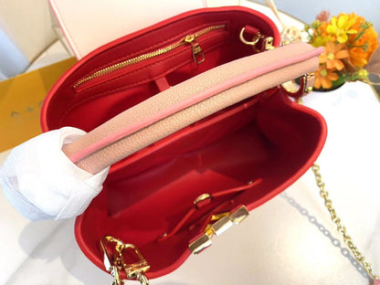 Elite Carryalls