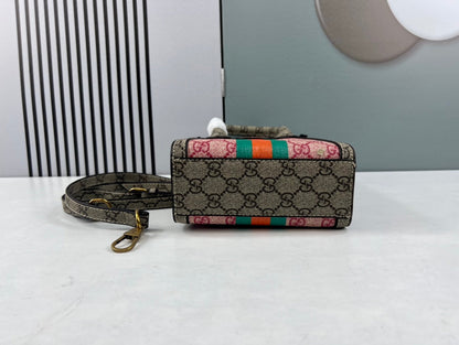 Elite Carryalls