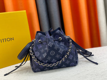 Elite Carryalls