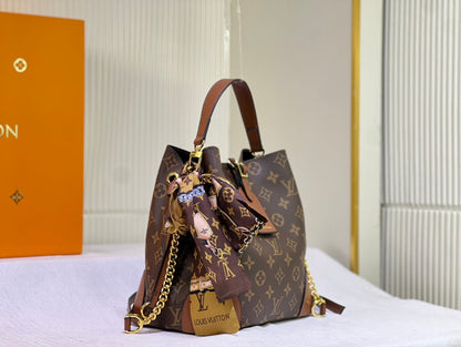 Elite Carryalls