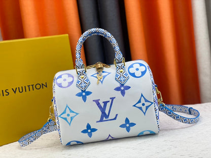 Elite Carryalls