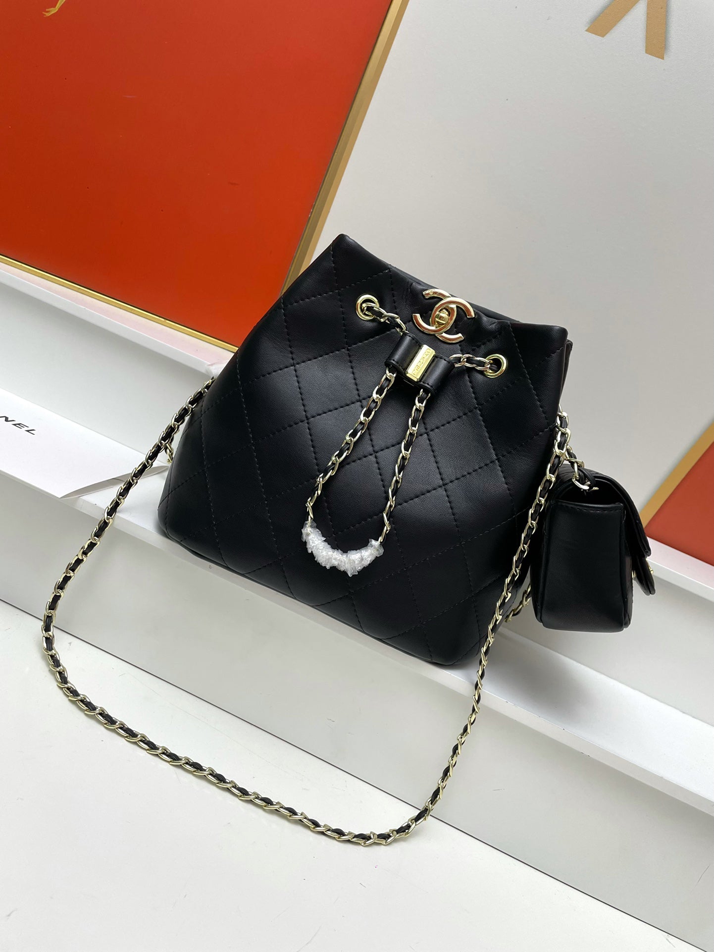 Elite Carryalls