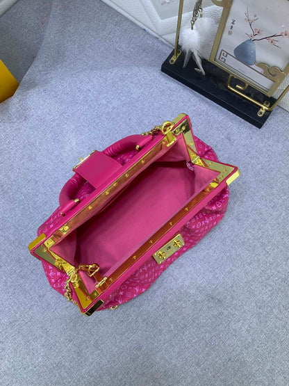 Elite Carryalls