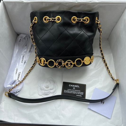 Elite Carryalls