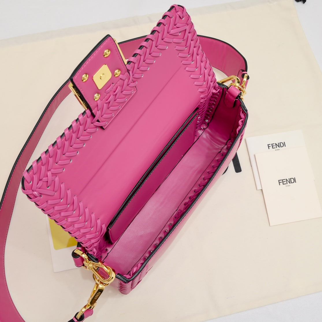 Elite Carryalls
