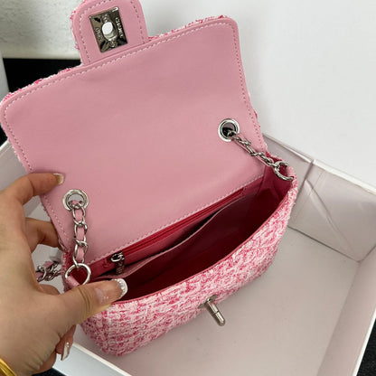 Elite Carryalls