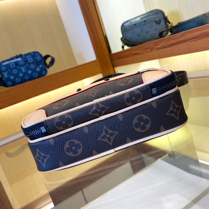 Elite Carryalls