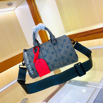Elite Carryalls