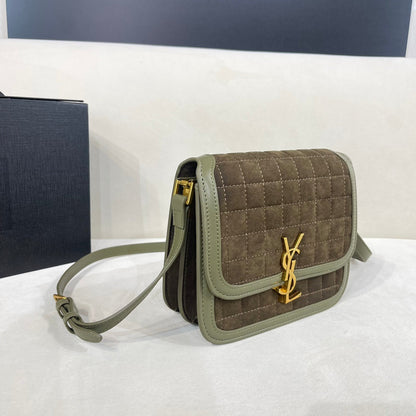 Elite Carryalls
