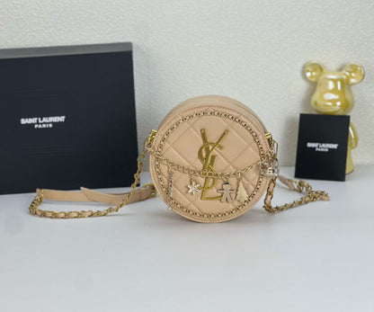 Elite Carryalls