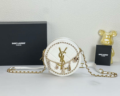 Elite Carryalls