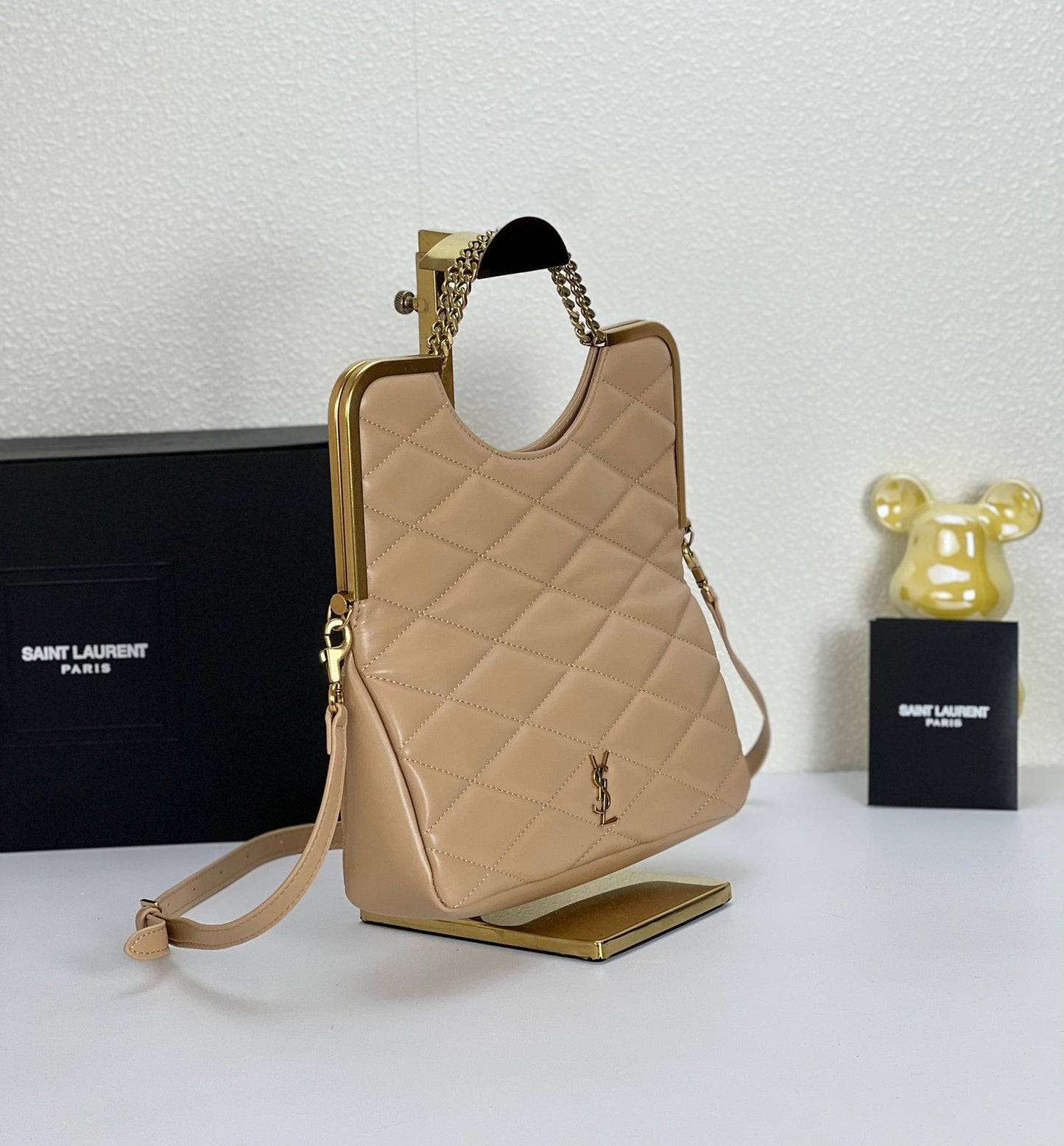 Elite Carryalls