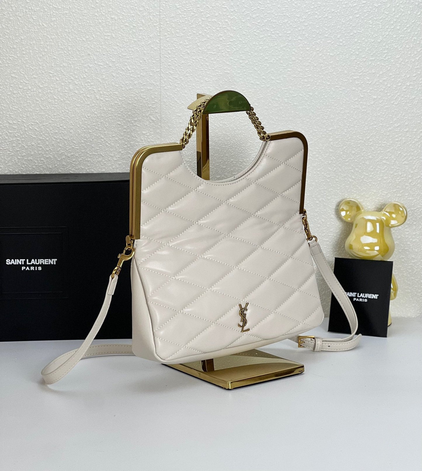 Elite Carryalls