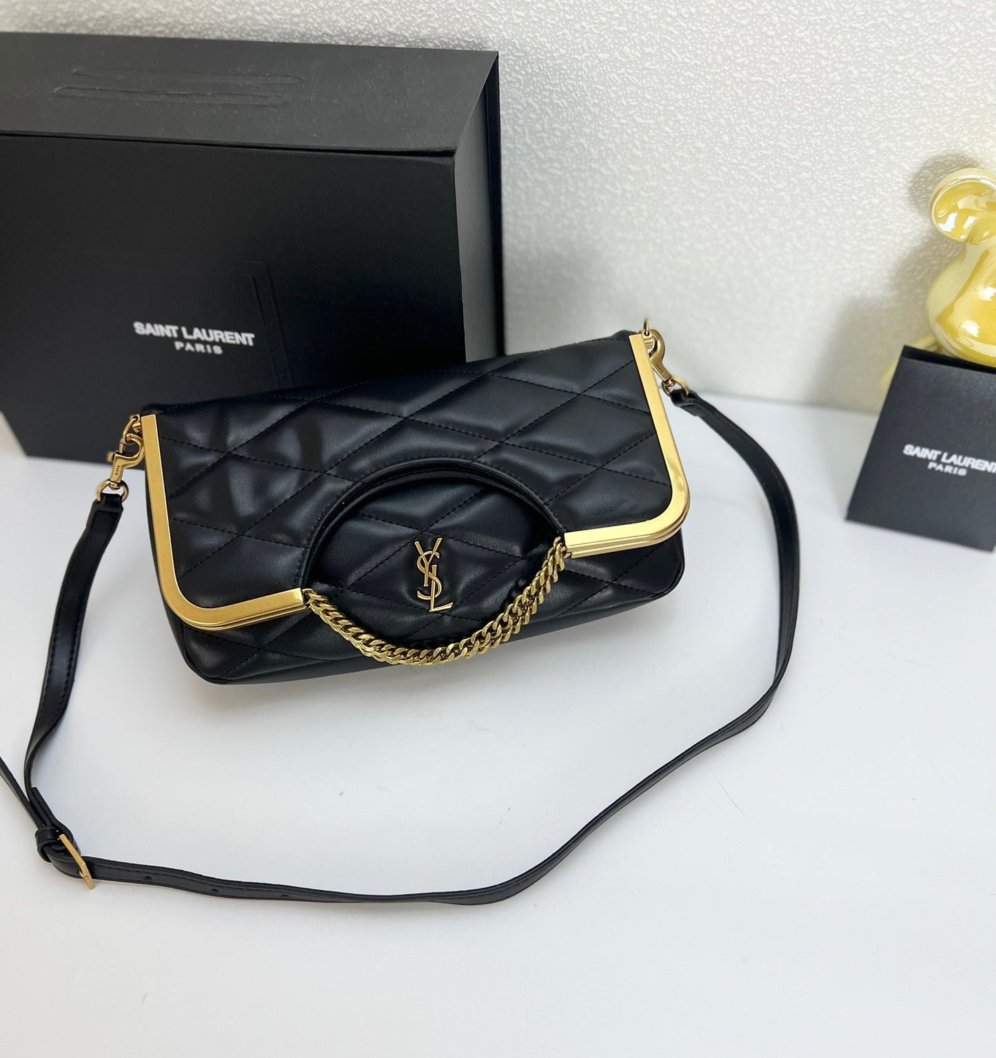 Elite Carryalls