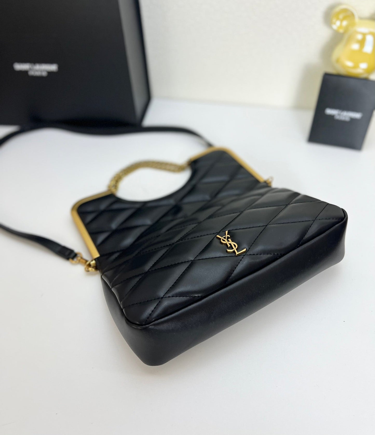 Elite Carryalls