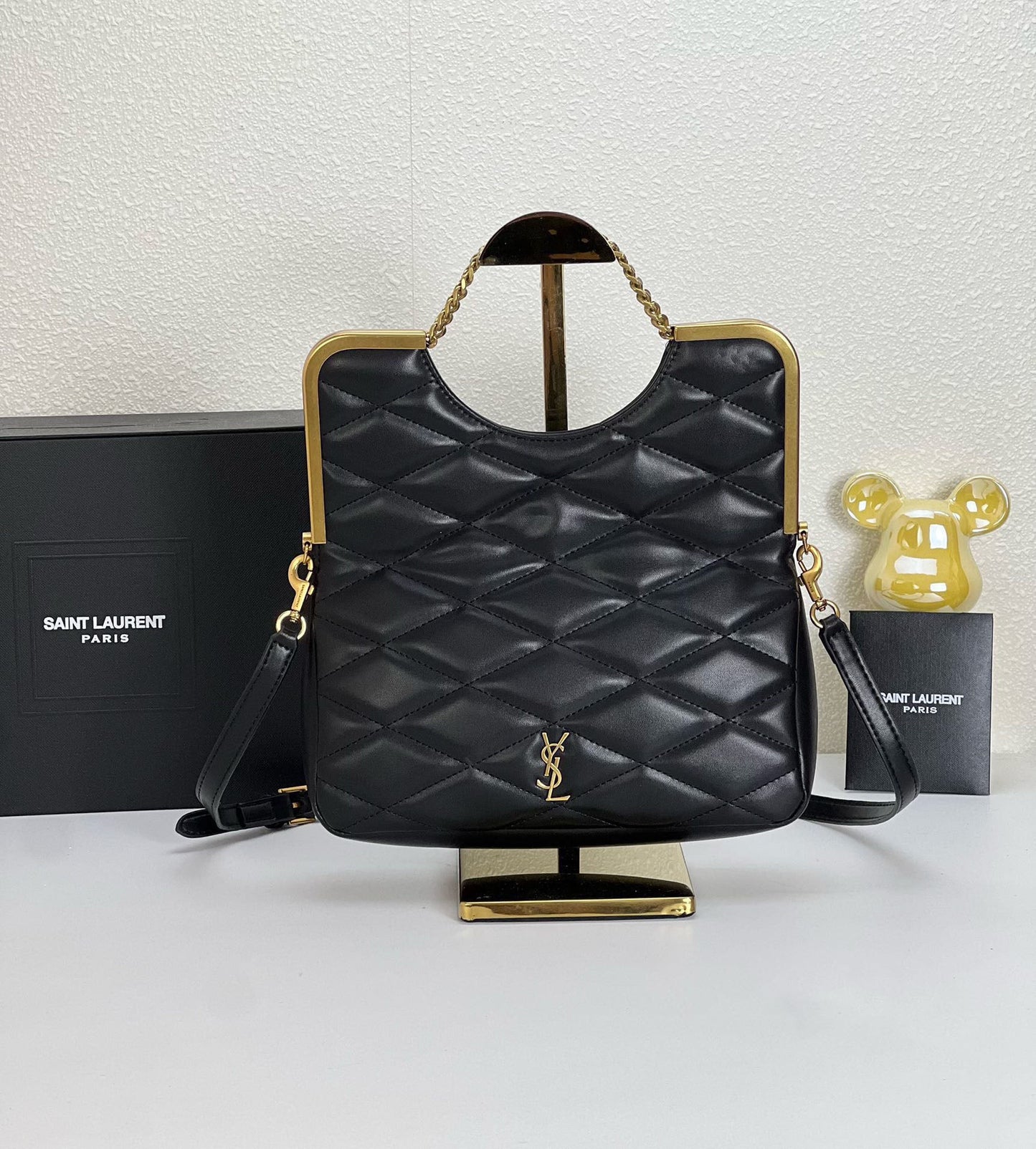 Elite Carryalls
