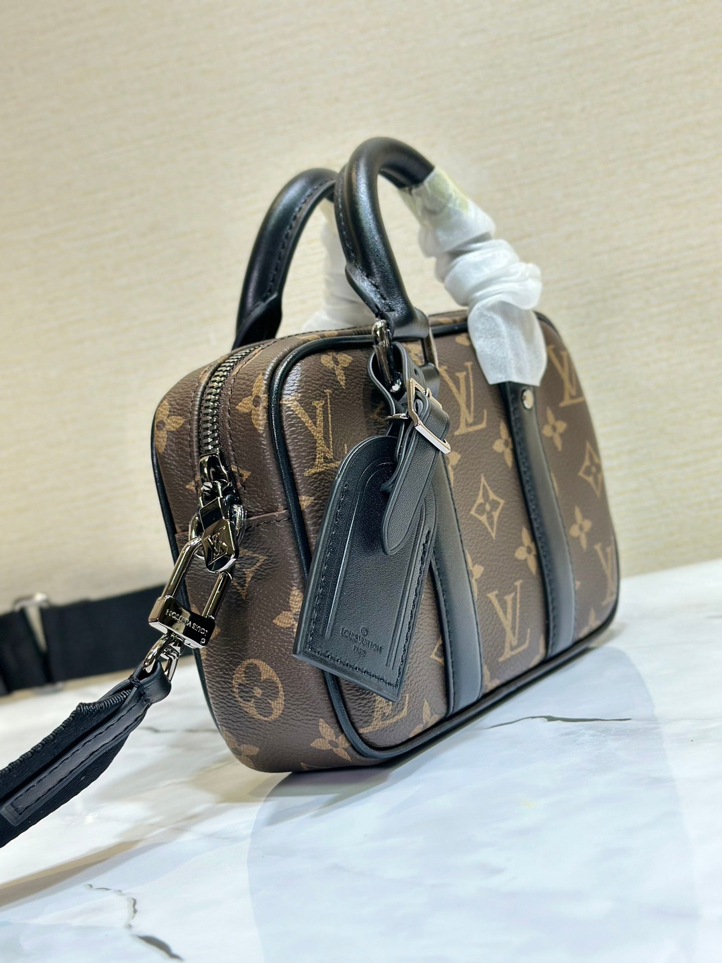 Elite Carryalls
