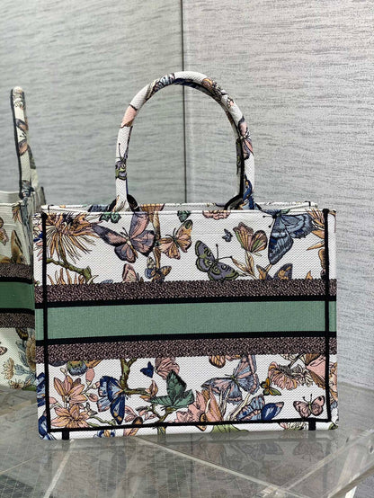 Elite Carryalls