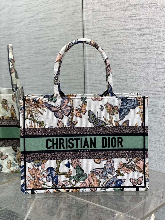 Elite Carryalls
