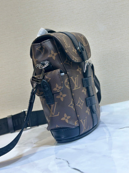 Elite Carryalls