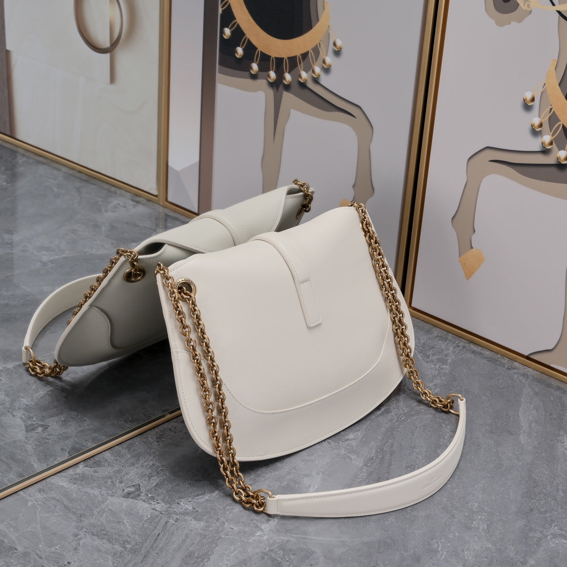 Elite Carryalls