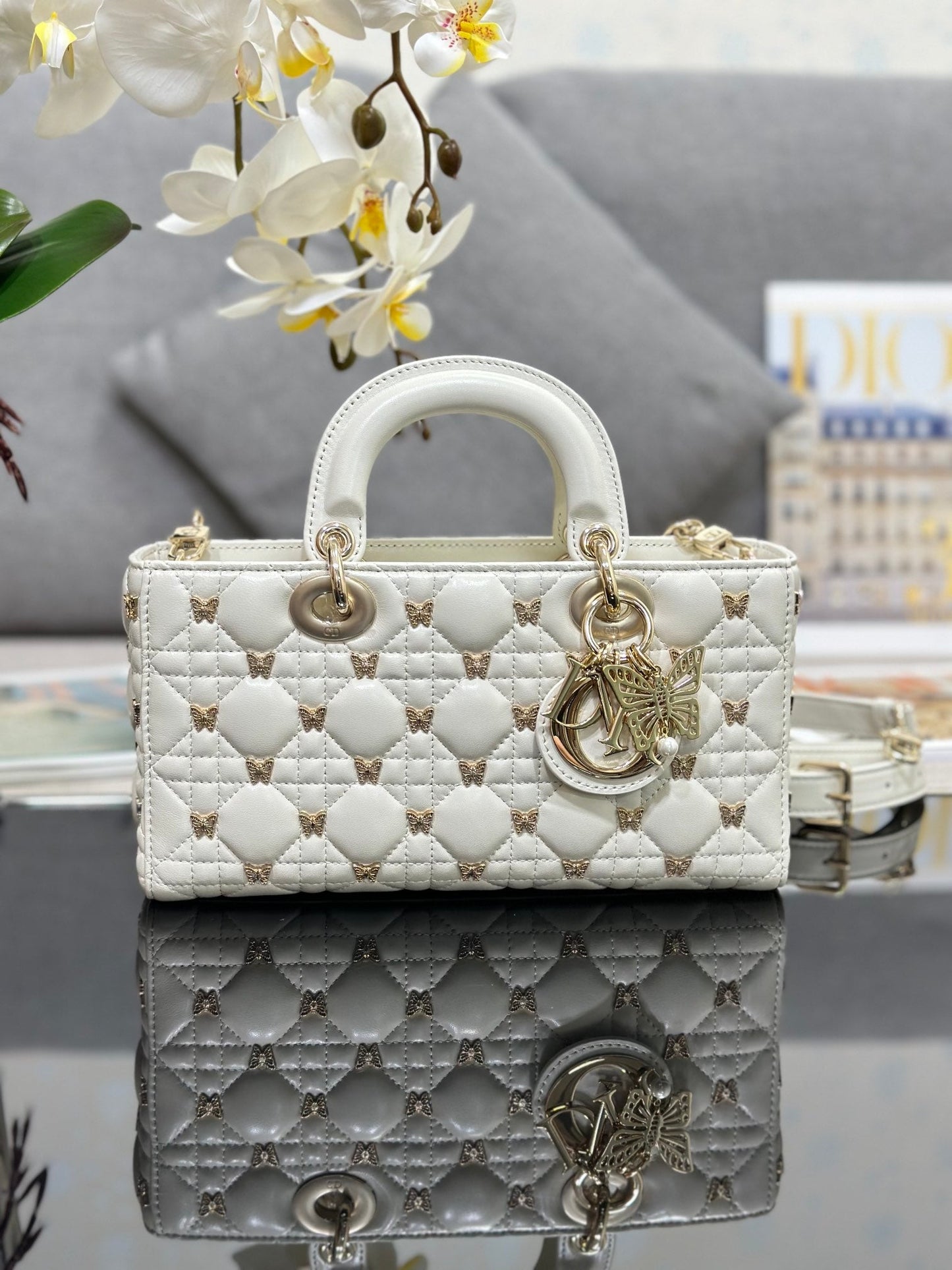 Elite Carryalls