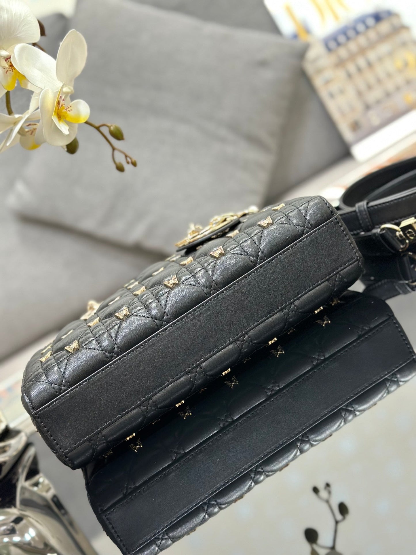 Elite Carryalls