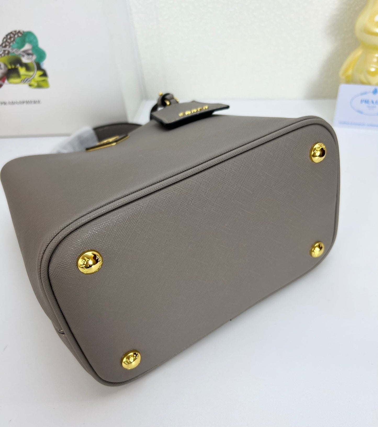Elite Carryalls