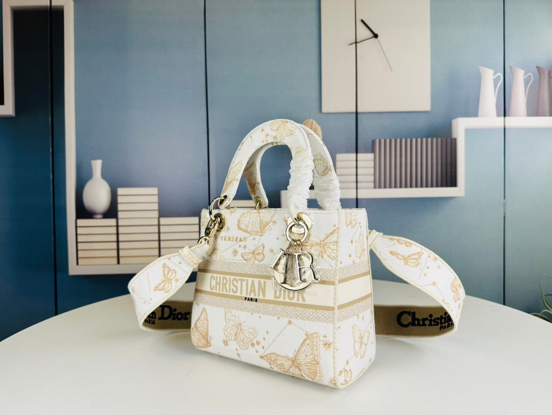 Elite Carryalls