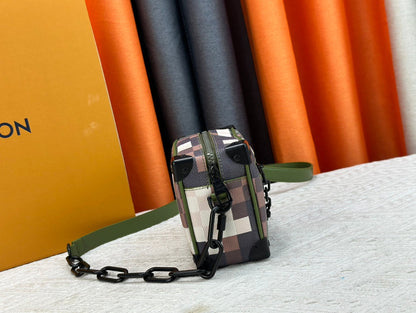 Elite Carryalls