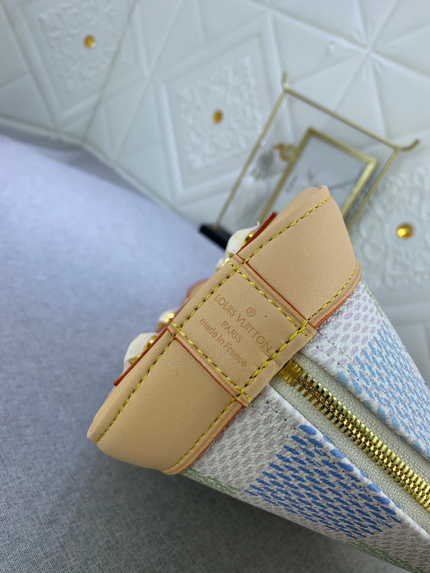 Elite Carryalls