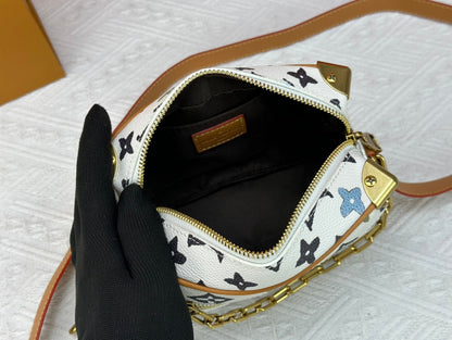 Elite Carryalls