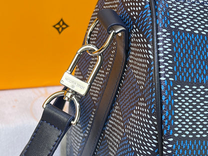 Elite Carryalls
