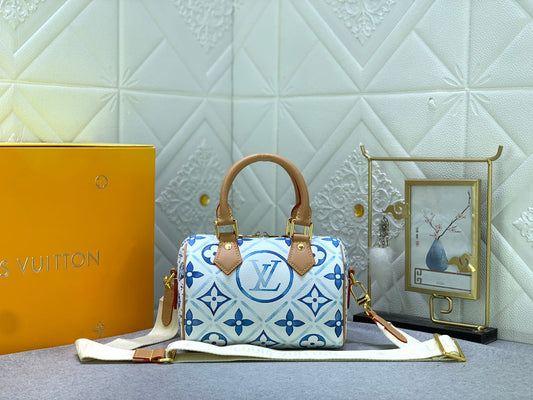 Elite Carryalls