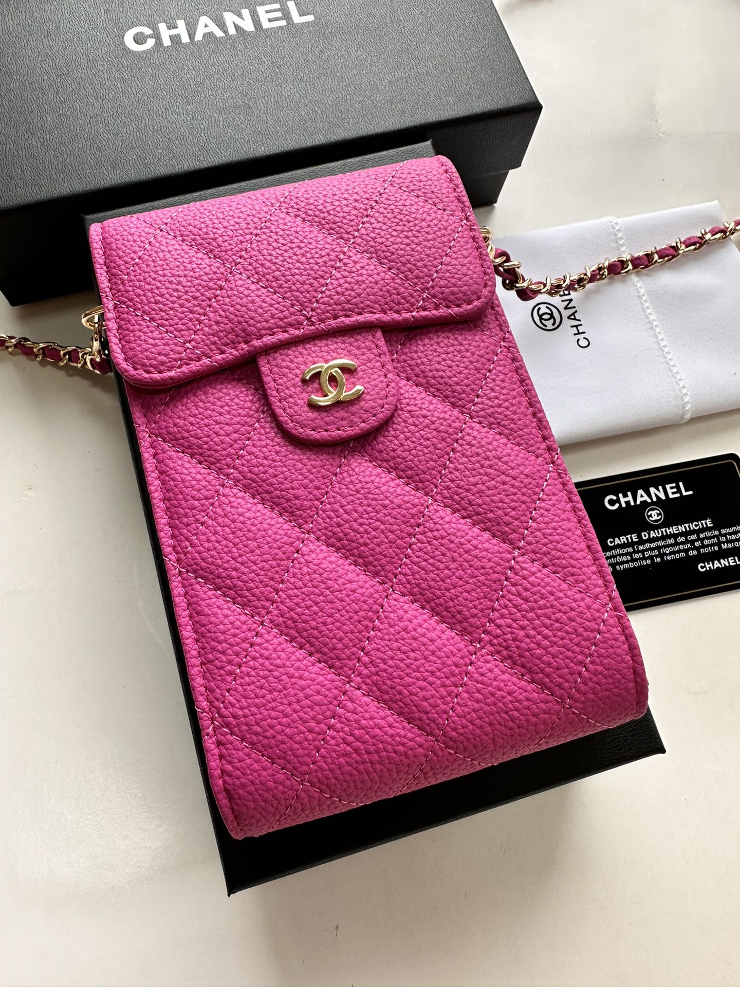 Elite Carryalls
