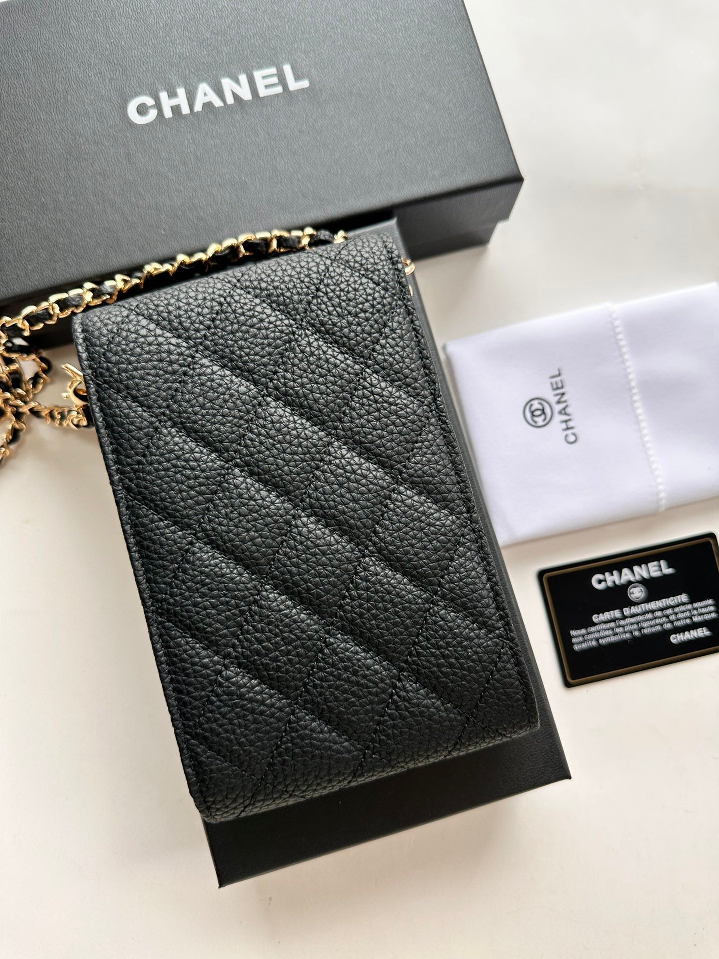 Elite Carryalls