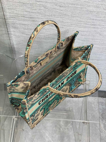 Elite Carryalls