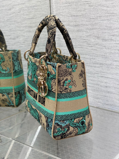 Elite Carryalls