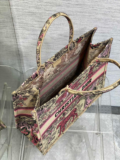 Elite Carryalls