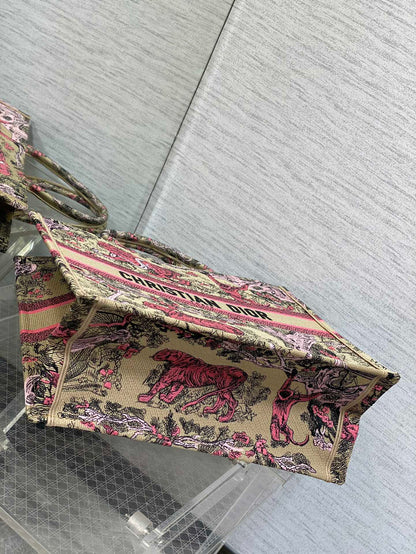 Elite Carryalls